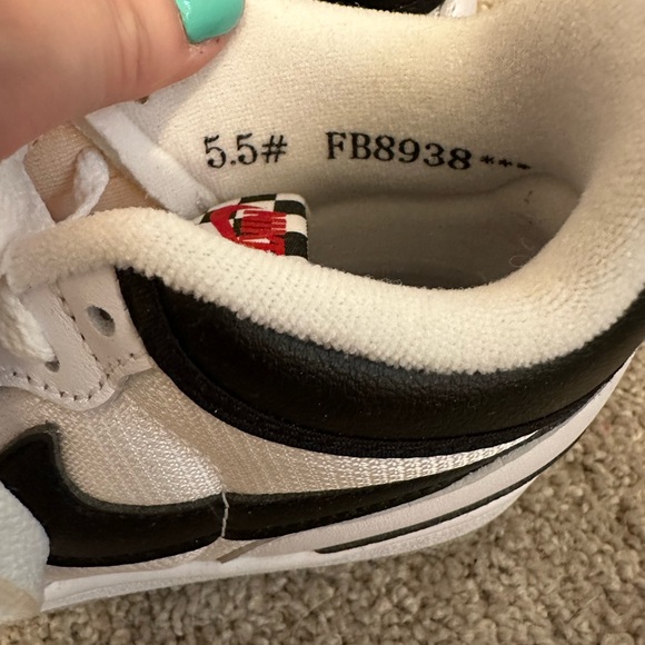 Nike attack sneakers - Picture 7 of 7